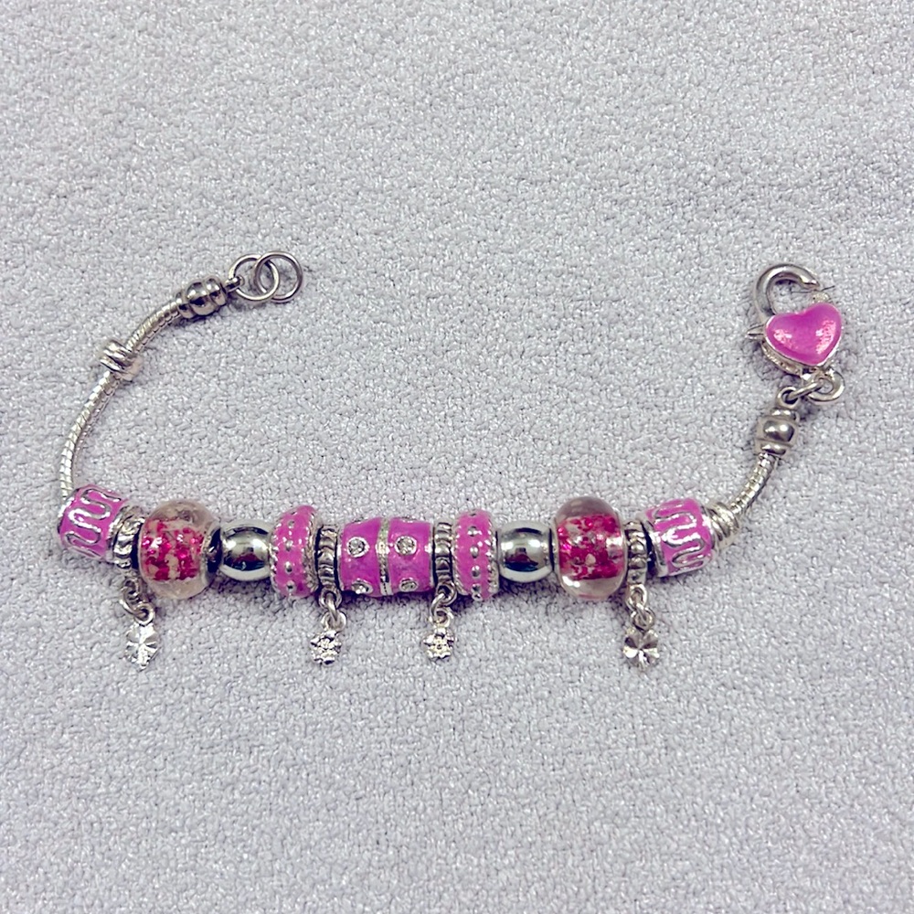 Costume, jewelry, fixed charm bracelet